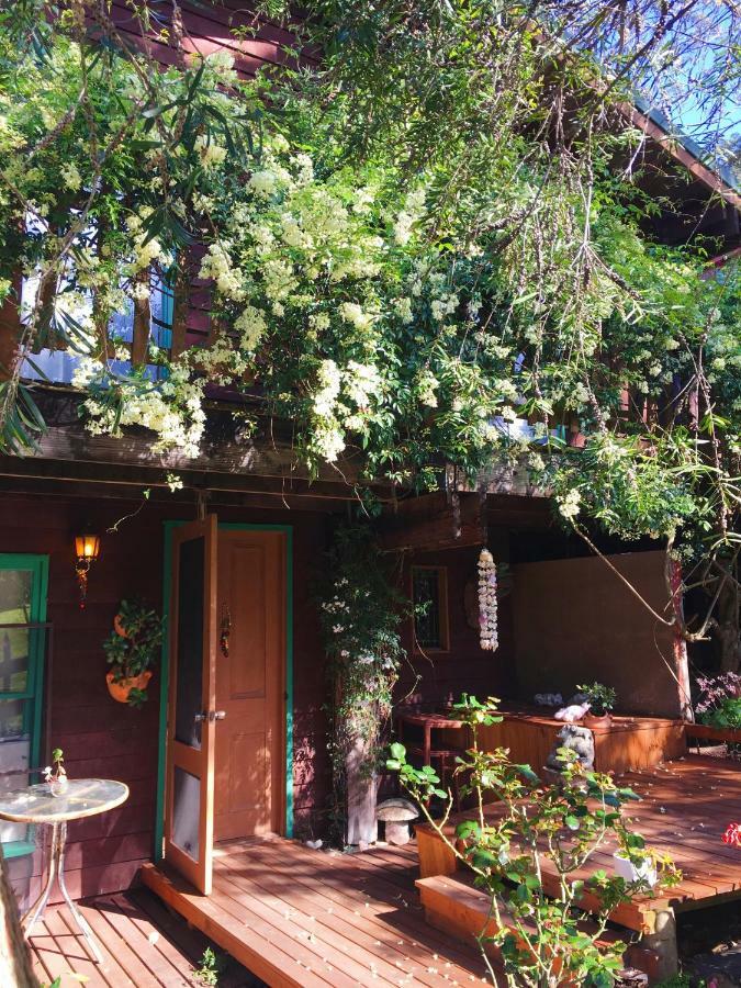The Goat And Goose Bed & Breakfast Лейкс-Ентранс Екстер'єр фото